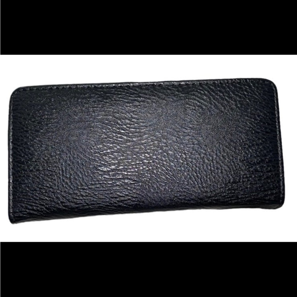 3-D metal Skull Head Zip Around Vegan Leather Wallet - - Picture 4 of 6